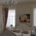 Otel The White 2*