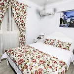 The White Otel