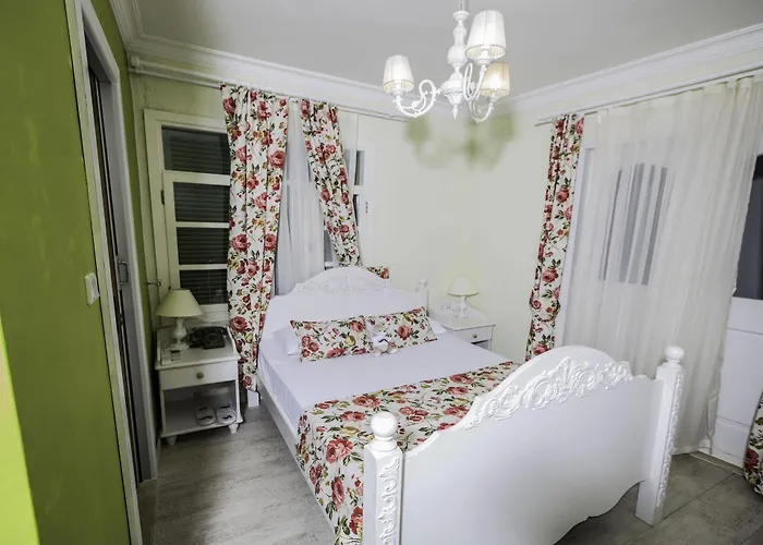 The White Hotell Alaçatı