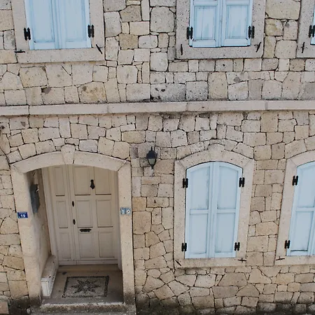 The White Отель Алачати