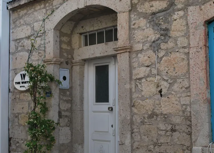 The White 2* Alaçatı