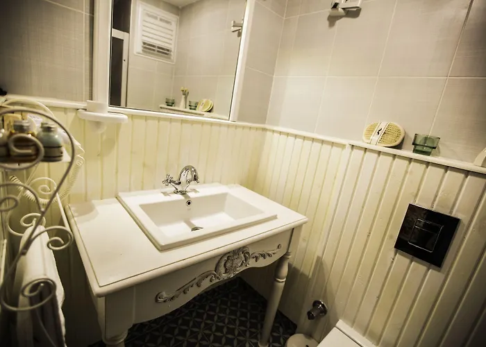 The White 2* Alaçatı